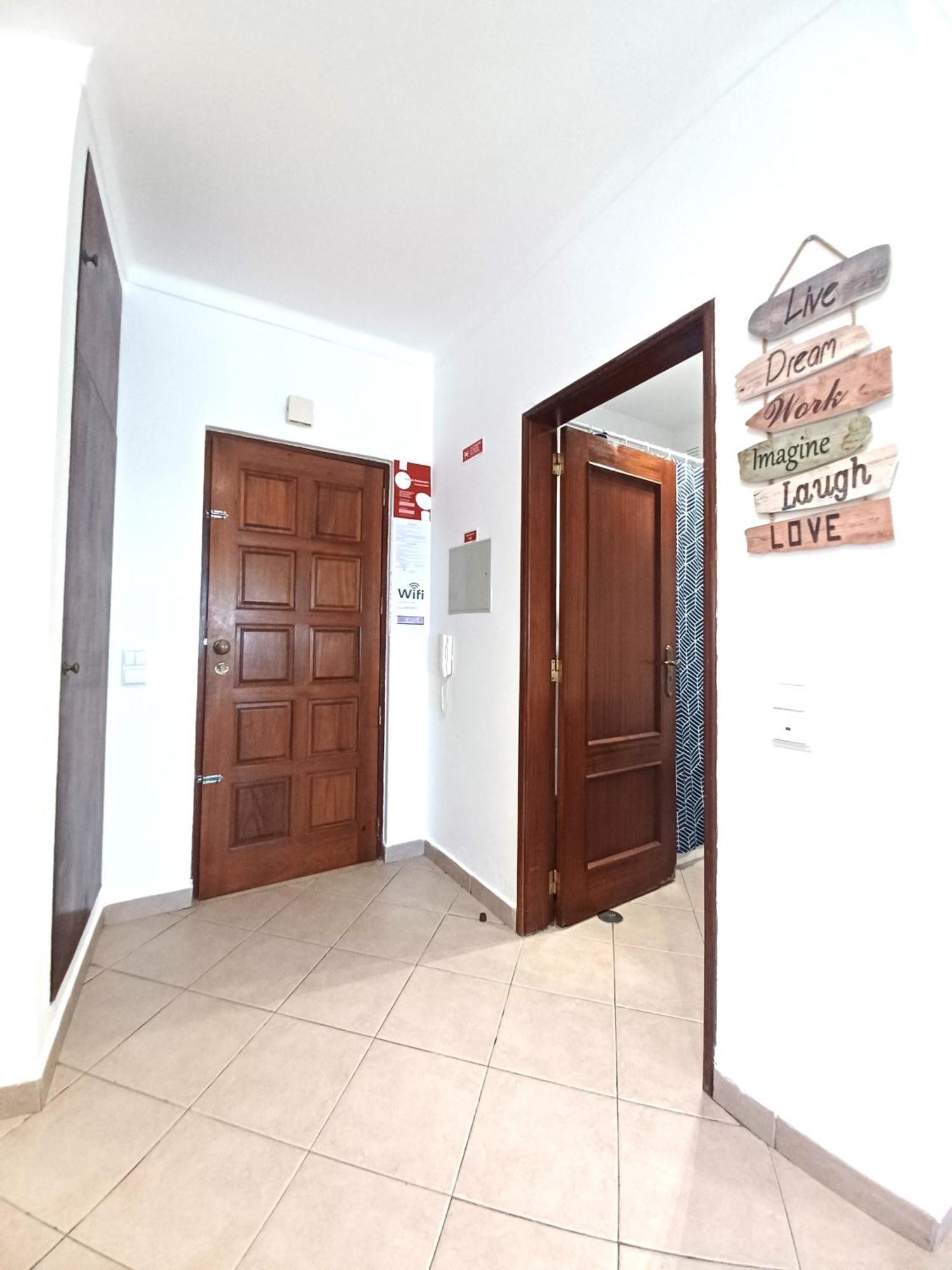 Apartment Pink 223