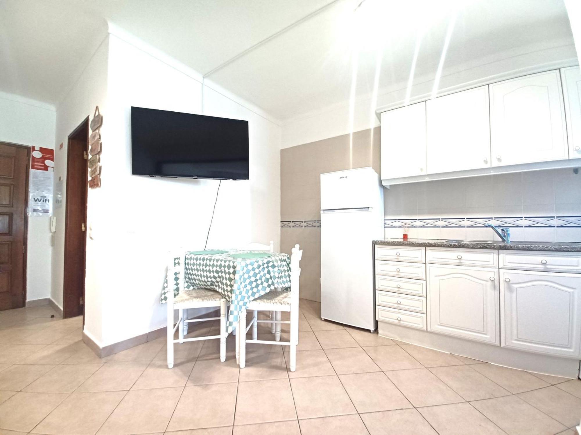 Apartment Pink 223