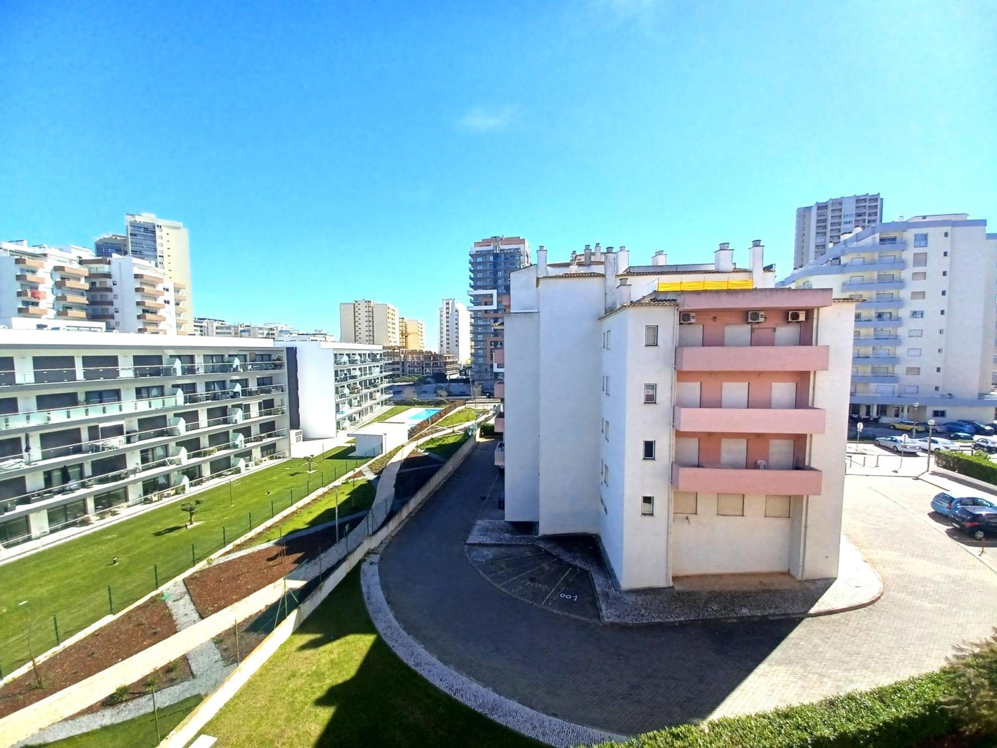 Apartment Pink 223